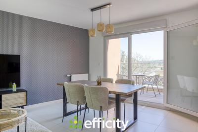 Appartement - 95 m² - 4 pièces