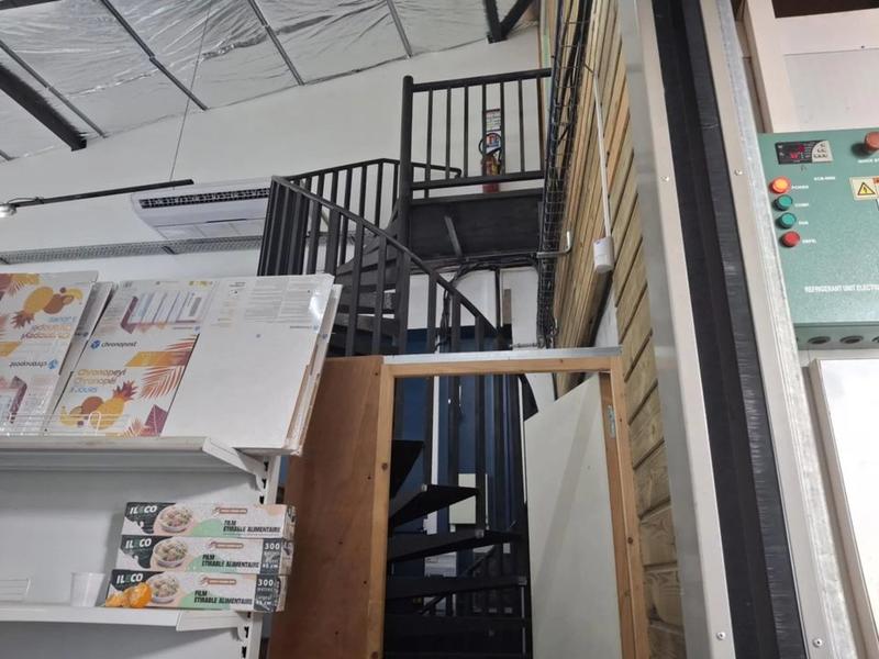 Bureau - 339 m² - 7 pièces