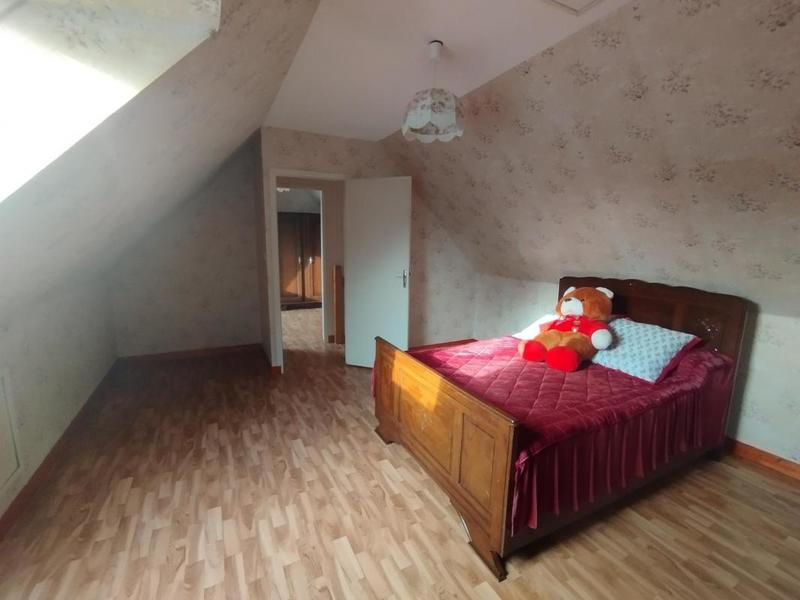 Maison traditionnelle - 90 m² - 4 pièces