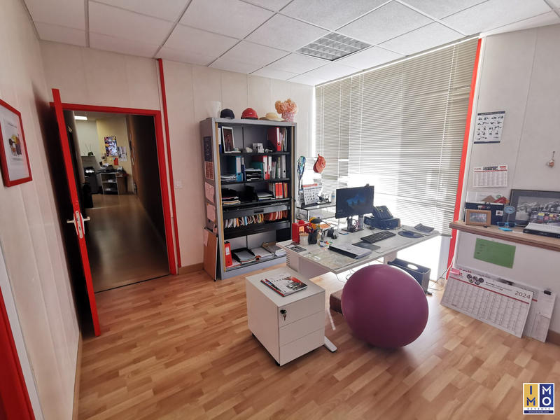 Bureau - 171 m²
