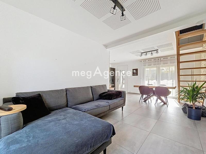 Maison - 88 m² - 5 pièces