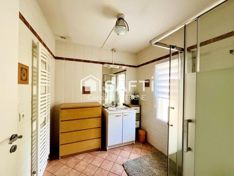 Maison - 265 m² - 7 pièces