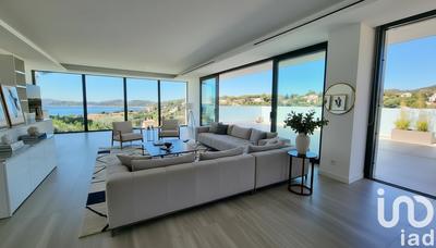 Maison de maîtres - 310 m² - 9 pièces