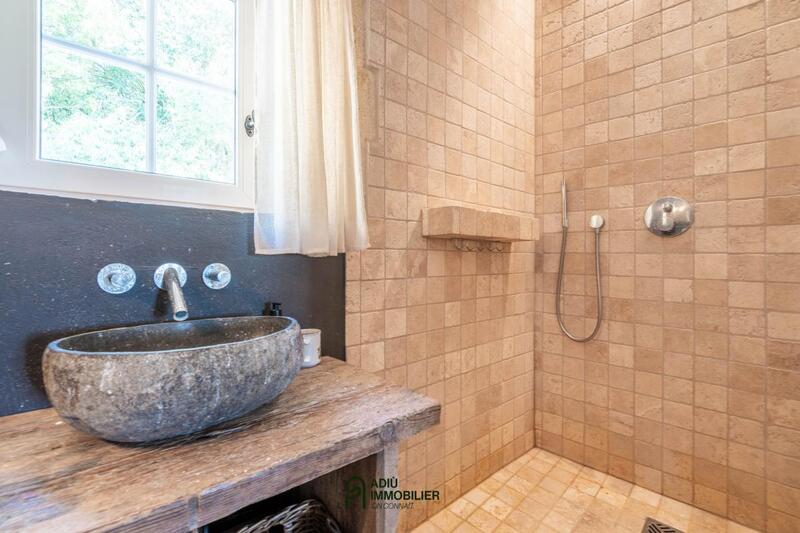 Mas - 205 m² - 6 pièces