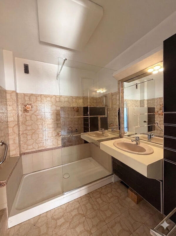 Appartement - 66 m² - 3 pièces