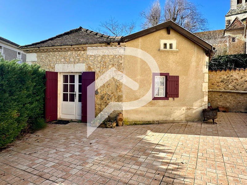 Maison - 152 m² - 8 pièces