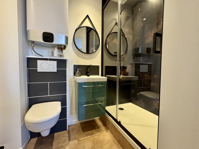 Immeuble - 111 m² - 6 pièces