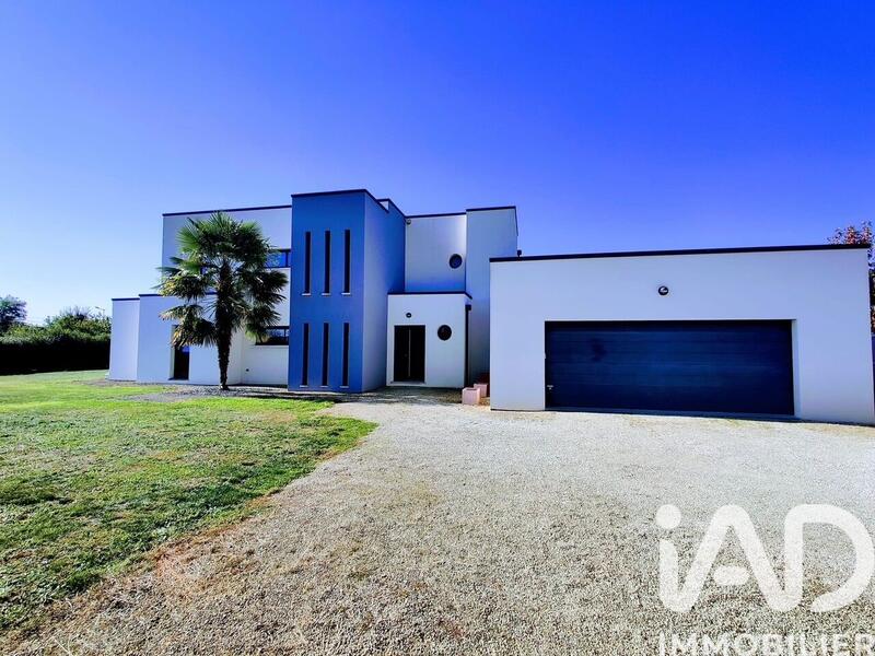 Maison de maîtres - 177 m² - 5 pièces