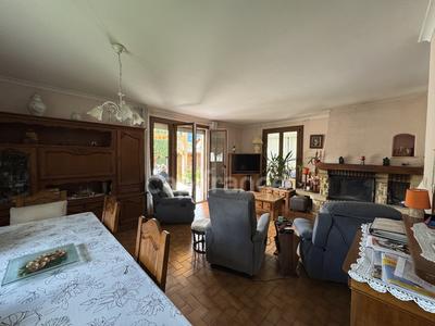 Maison - 182 m² - 7 pièces