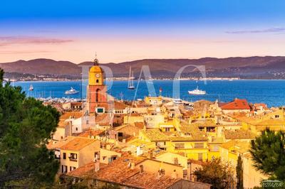 Villa - 250 m² - 9 pièces