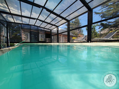 Maison - 217 m² - 11 pièces