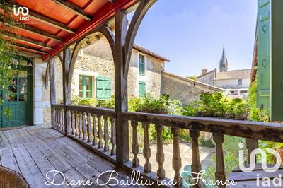 Maison de ville - 341 m² - 10 pièces