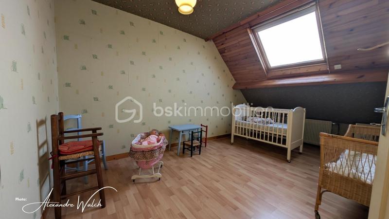 Maison jumelée - 138 m² - 7 pièces