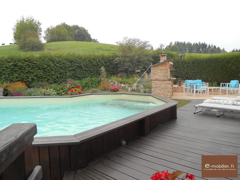 Maison - 92 m² - 4 pièces