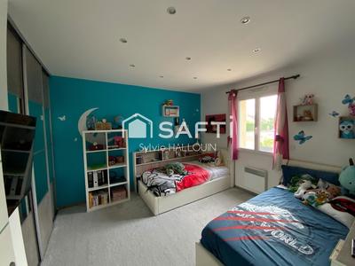 Maison - 127 m² - 5 pièces