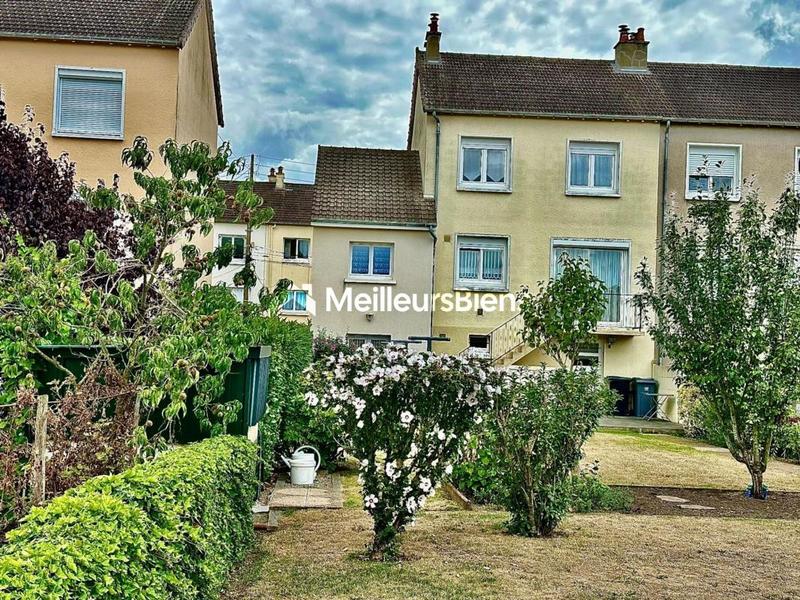 Maison - 115 m² - 6 pièces