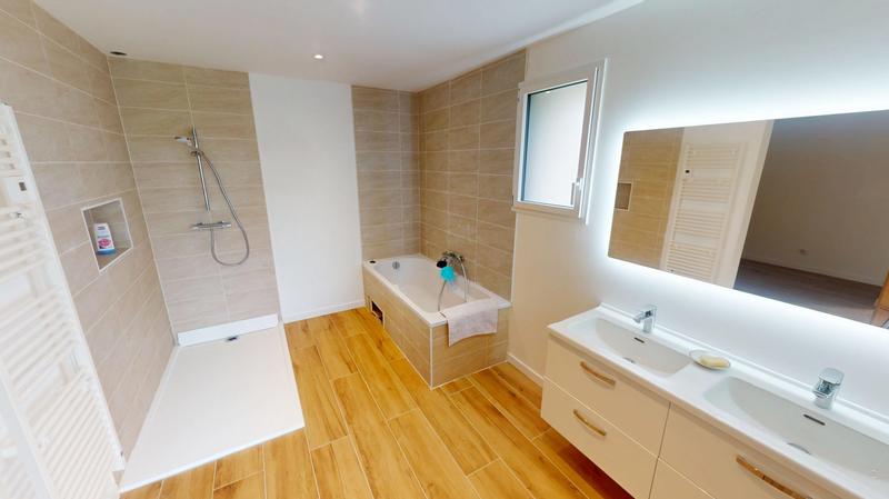 Maison ancienne - 214 m² - 7 pièces