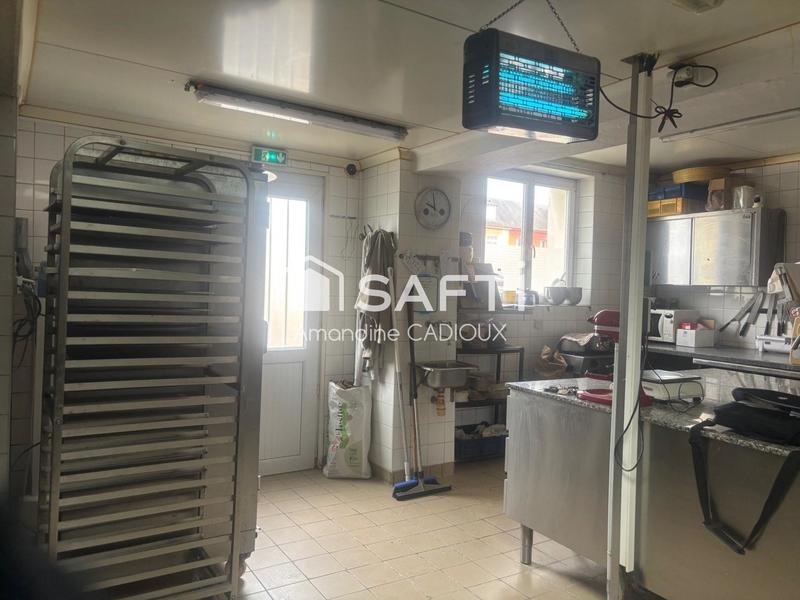 Local commercial - 184 m²