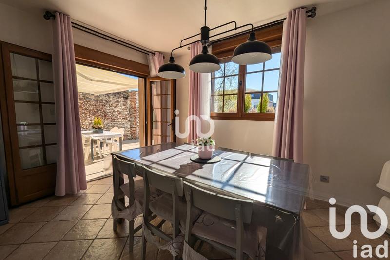 Maison - 215 m² - 7 pièces