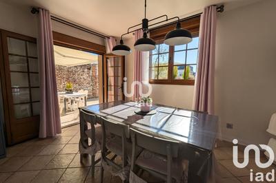 Maison - 215 m² - 7 pièces