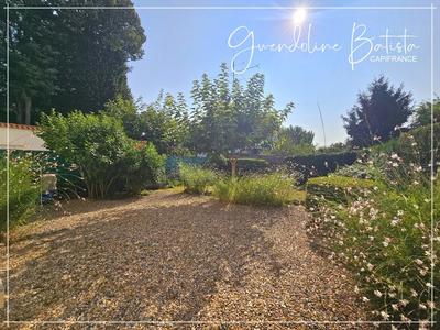 Maison - 95 m² - 4 pièces