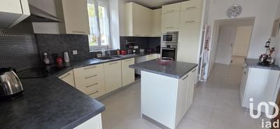 Maison - 245 m² - 6 pièces