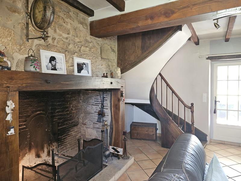 Maison traditionnelle - 139 m² - 6 pièces