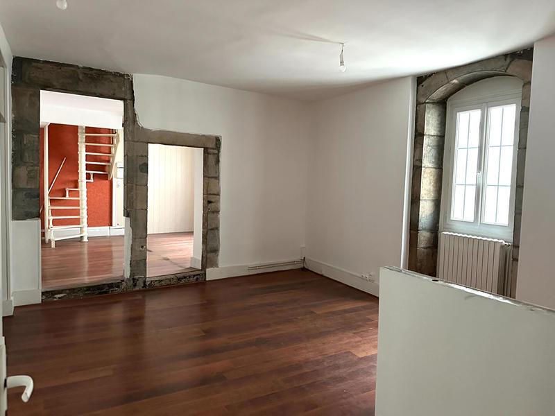 Immeuble - 200 m² - 4 pièces