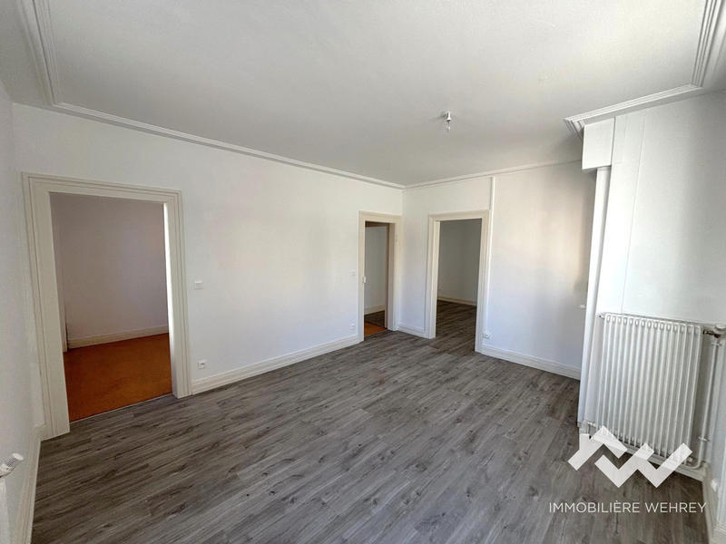 Local commercial - 69 m² - 3 pièces