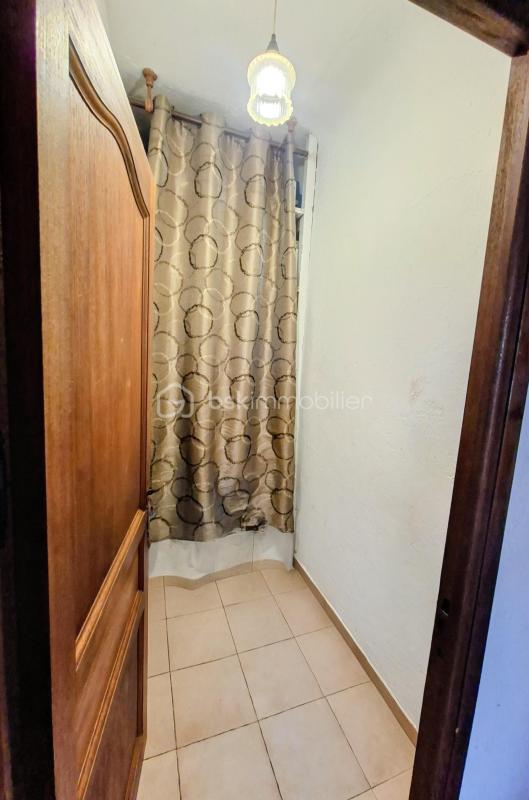 Maison - 200 m² - 6 pièces