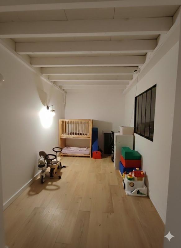 Maison - 205 m² - 7 pièces