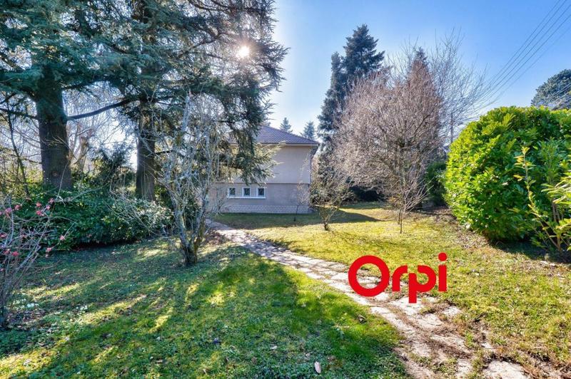 Maison - 184 m² - 7 pièces