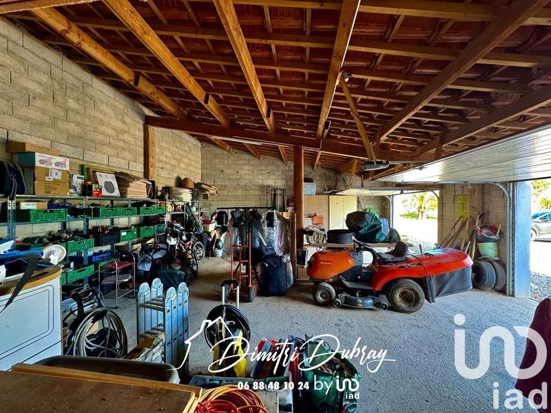 Maison - 222 m² - 7 pièces