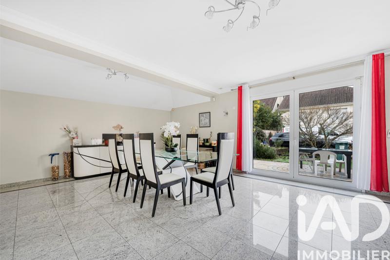 Maison - 162 m² - 7 pièces