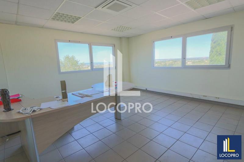 Local d'activité / Entrepôt - 3 548 m²