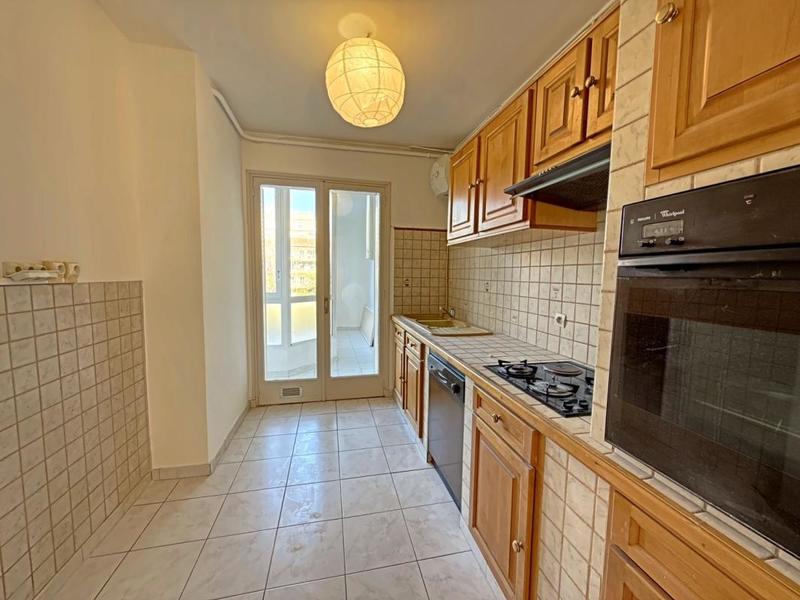 Appartement - 72 m² - 3 pièces