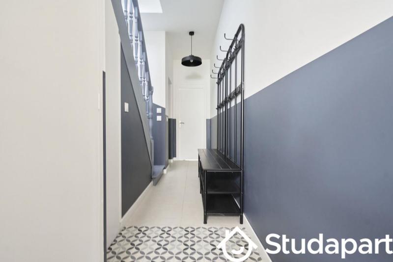 Chambre - 13 m² - 1 pièce