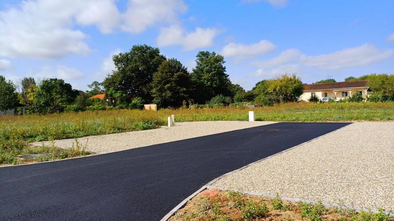 Terrain constructible - 601 m²