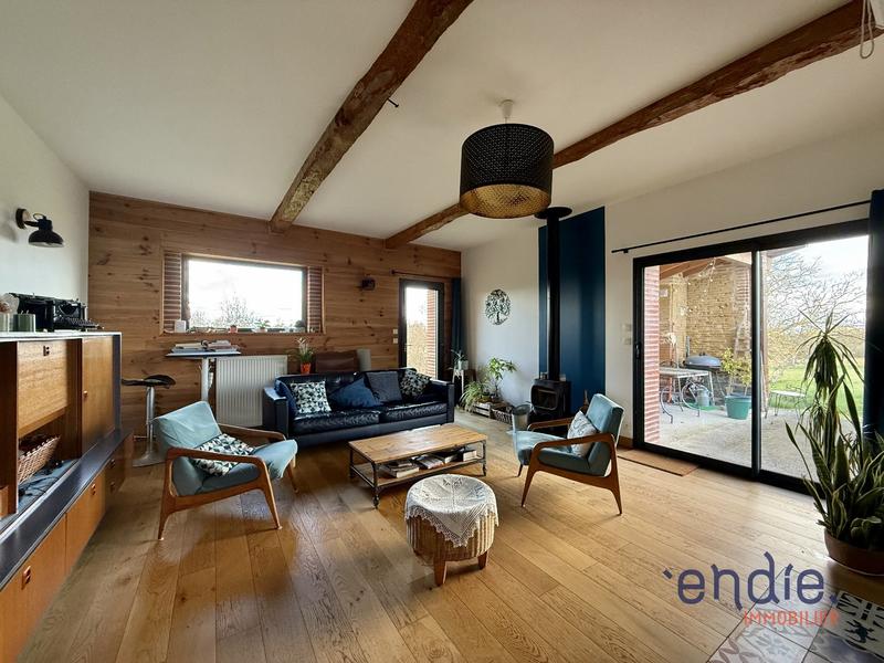 Maison - 225 m² - 7 pièces