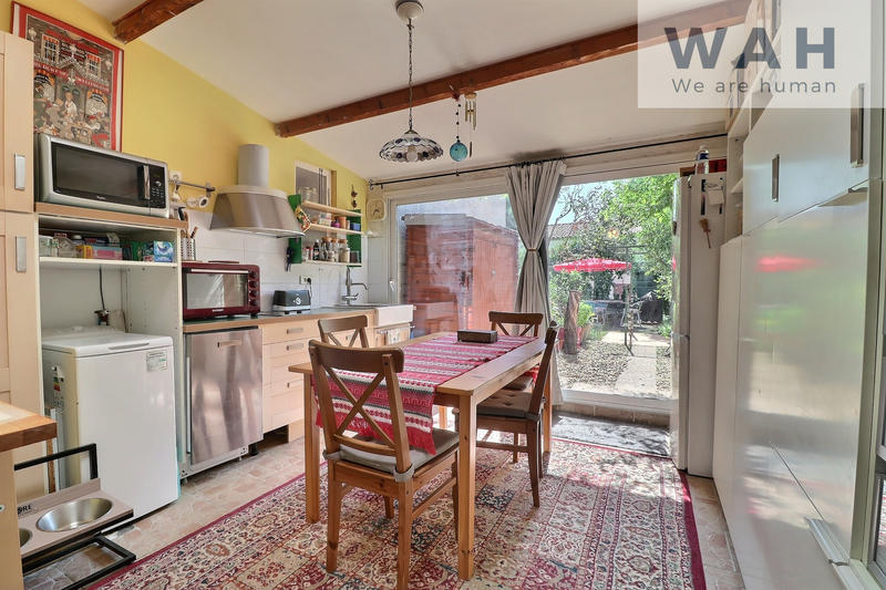 Maison - 195 m² - 8 pièces