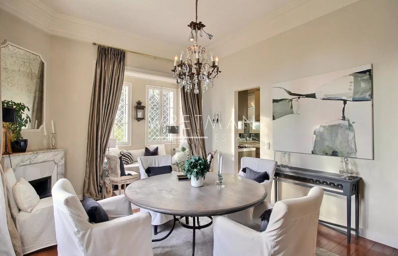 Appartement - 111 m² - 3 pièces