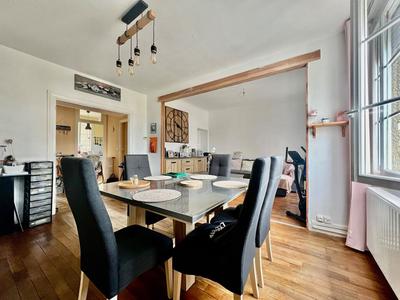 Appartement - 81 m² - 4 pièces