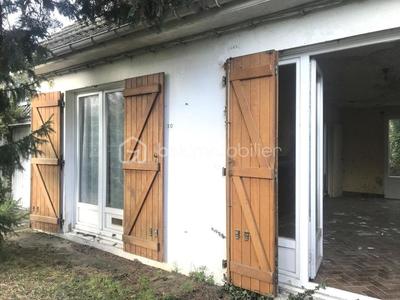 Maison - 85 m² - 5 pièces
