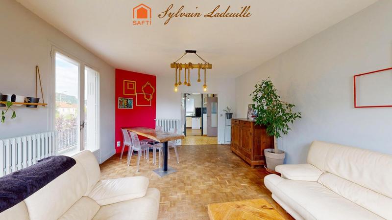 Maison - 120 m² - 6 pièces