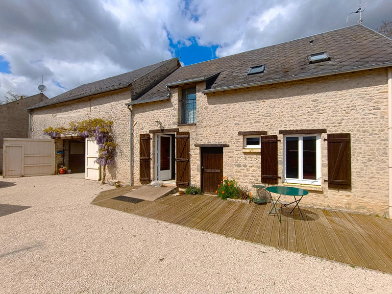 Maison - 200 m² - 9 pièces