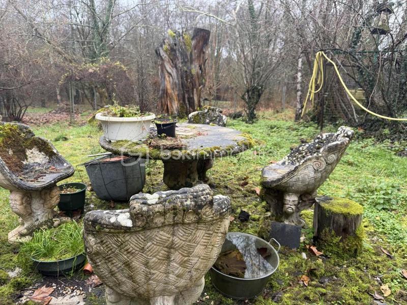 Propriété - 179 m² - 10 pièces