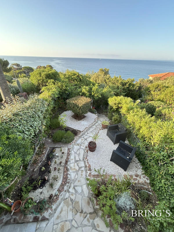 Villa - 85 m² - 3 pièces