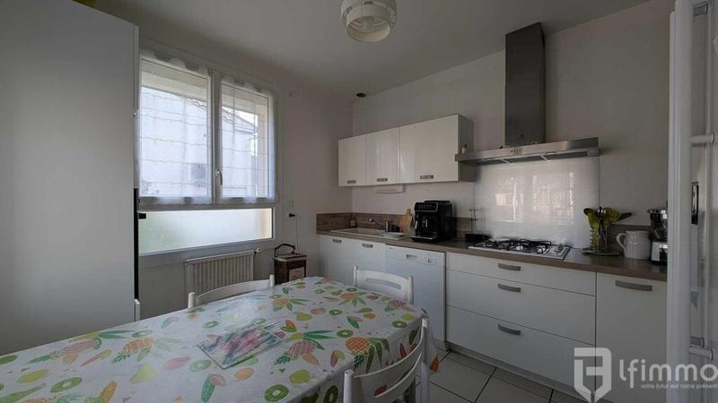 Maison - 120 m² - 6 pièces