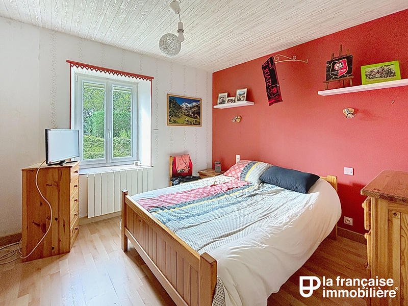 Maison - 96 m² - 5 pièces