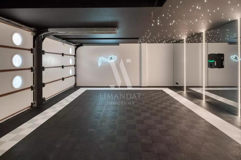 Villa - 286 m² - 6 pièces